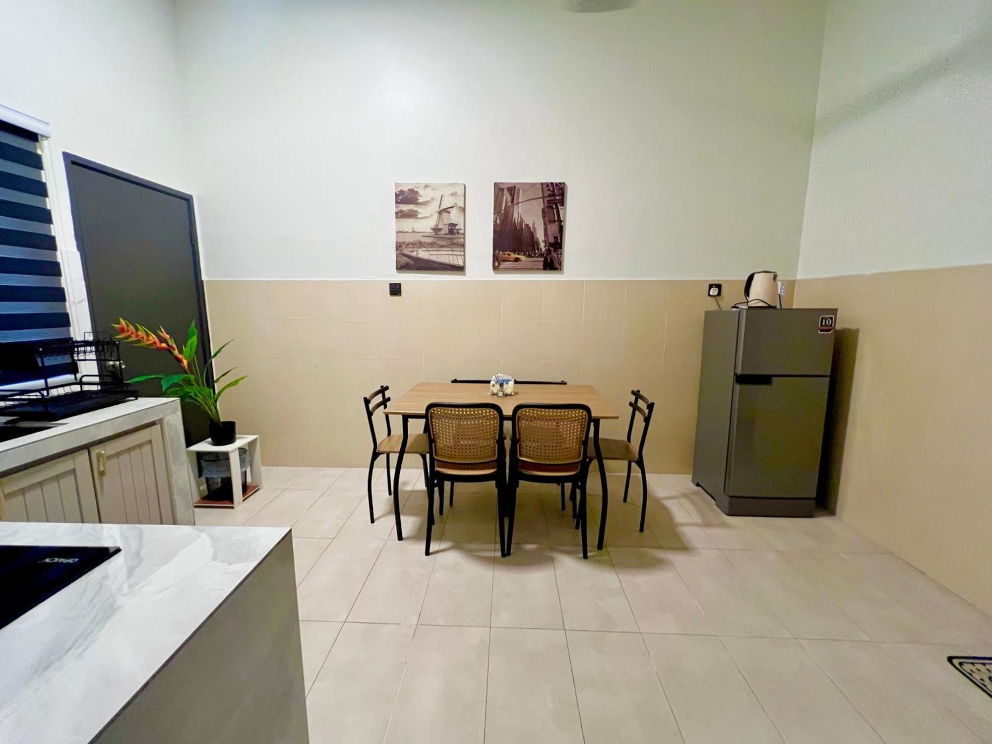 Quayside Cove Homestay - Corner House, Shah Alam Rimbayu Netflix Syok Tv Bbq Exterior photo